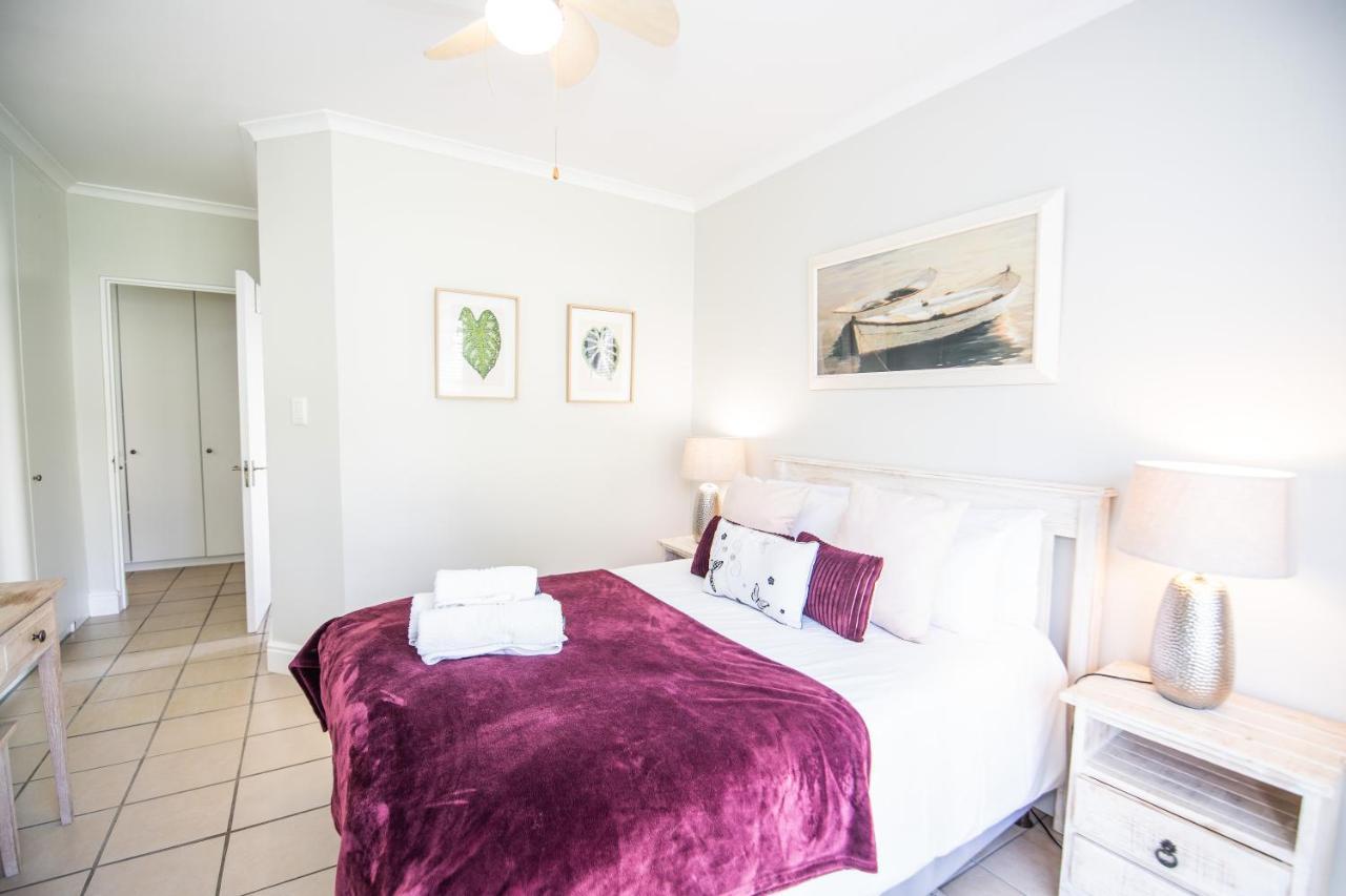Apartment Thirty River Club Managed By The Paper Fig House *